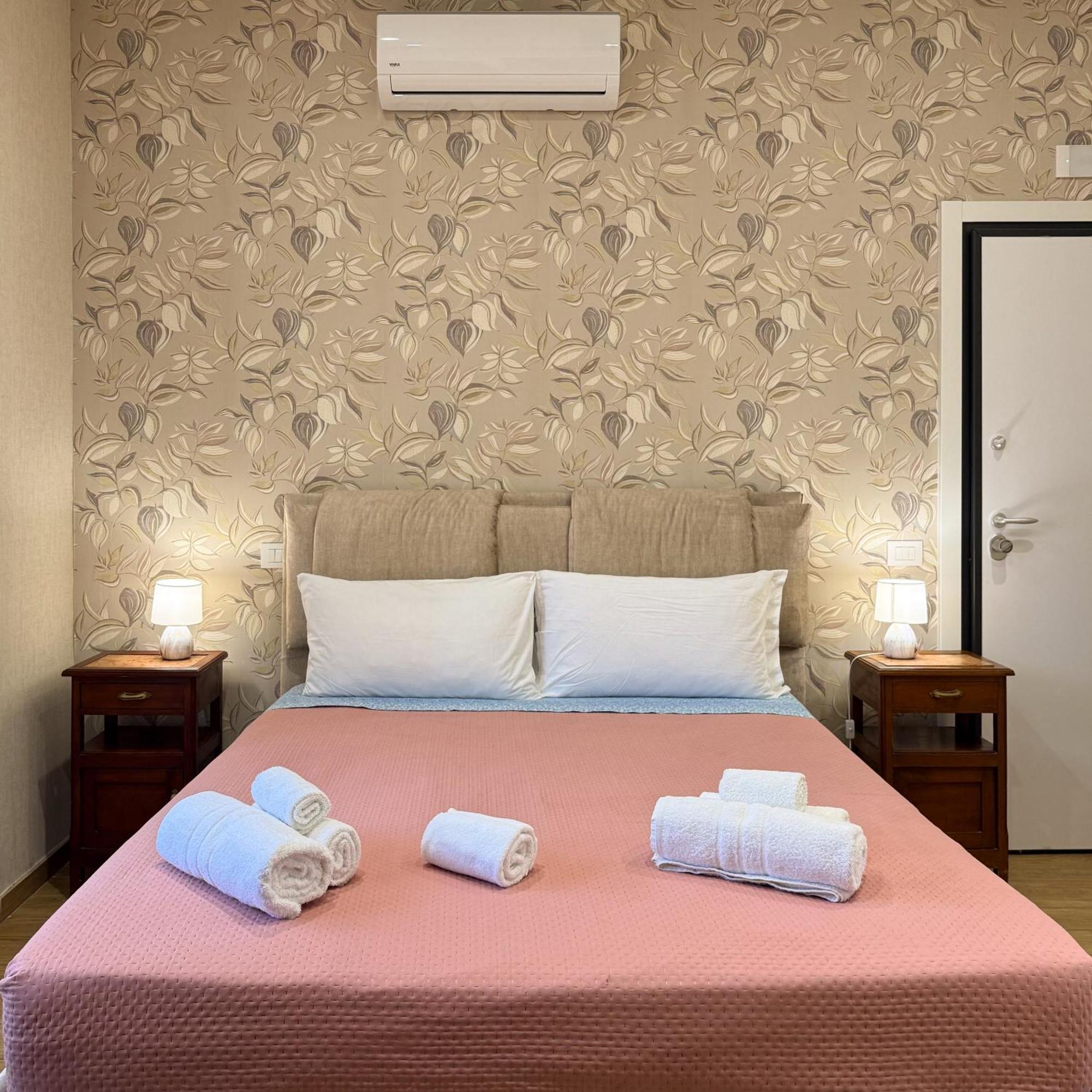 Edo House Anzio - Beachfront - Fronte Mare - Affittacamere Dış mekan fotoğraf