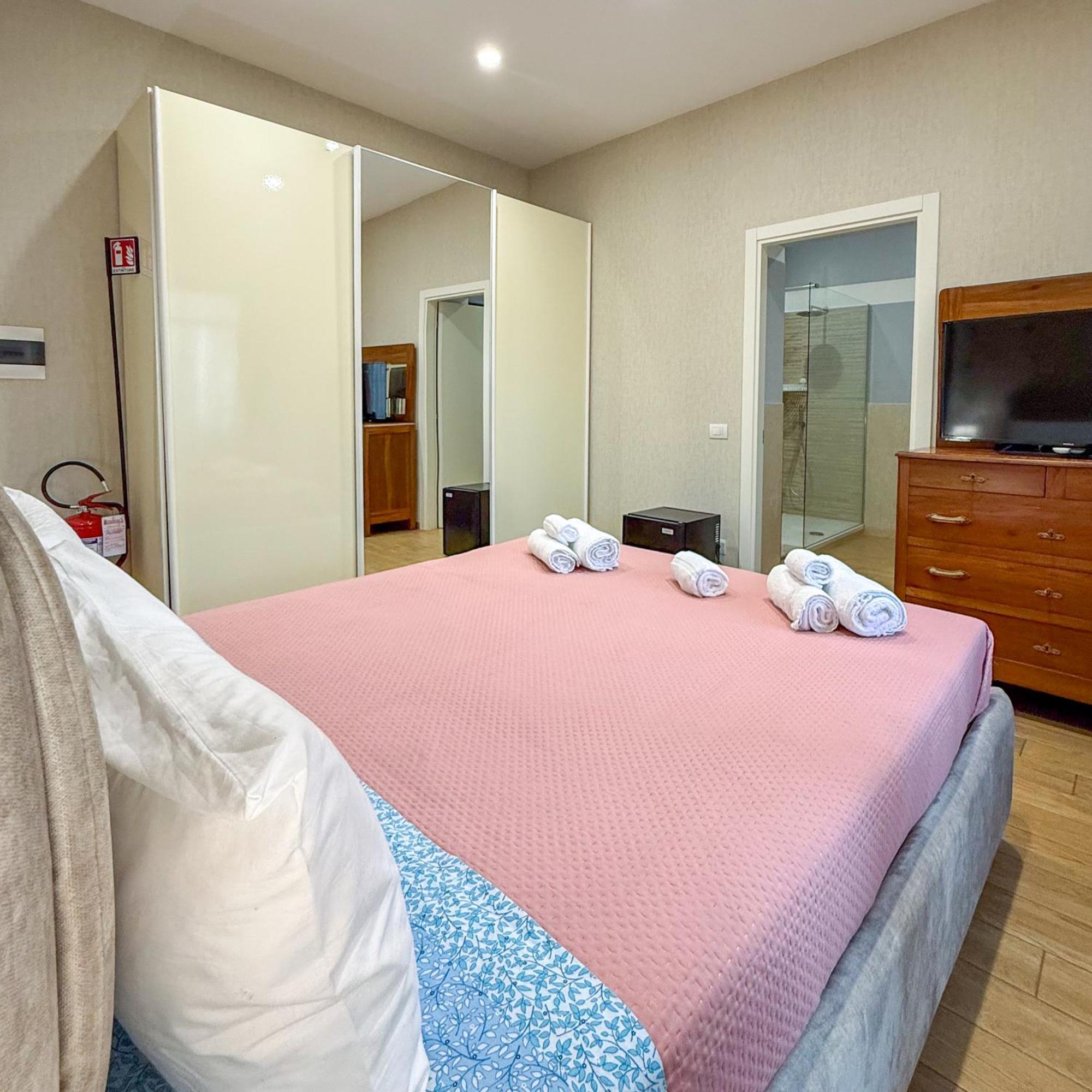 Edo House Anzio - Beachfront - Fronte Mare - Affittacamere Dış mekan fotoğraf
